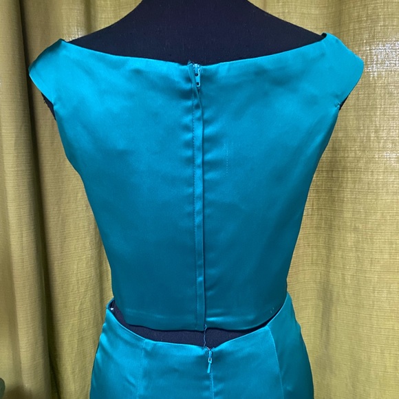 Sherry Hill Emerald Green Two Piece Dress